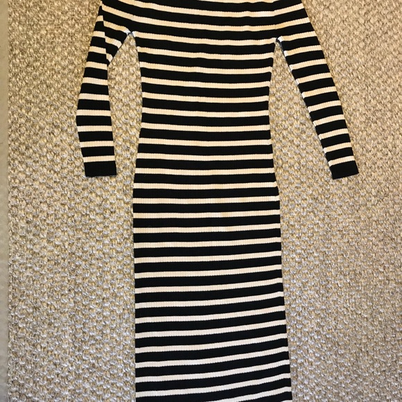 Black & White/off-white stripped maxi sweaterdress - Picture 2 of 6